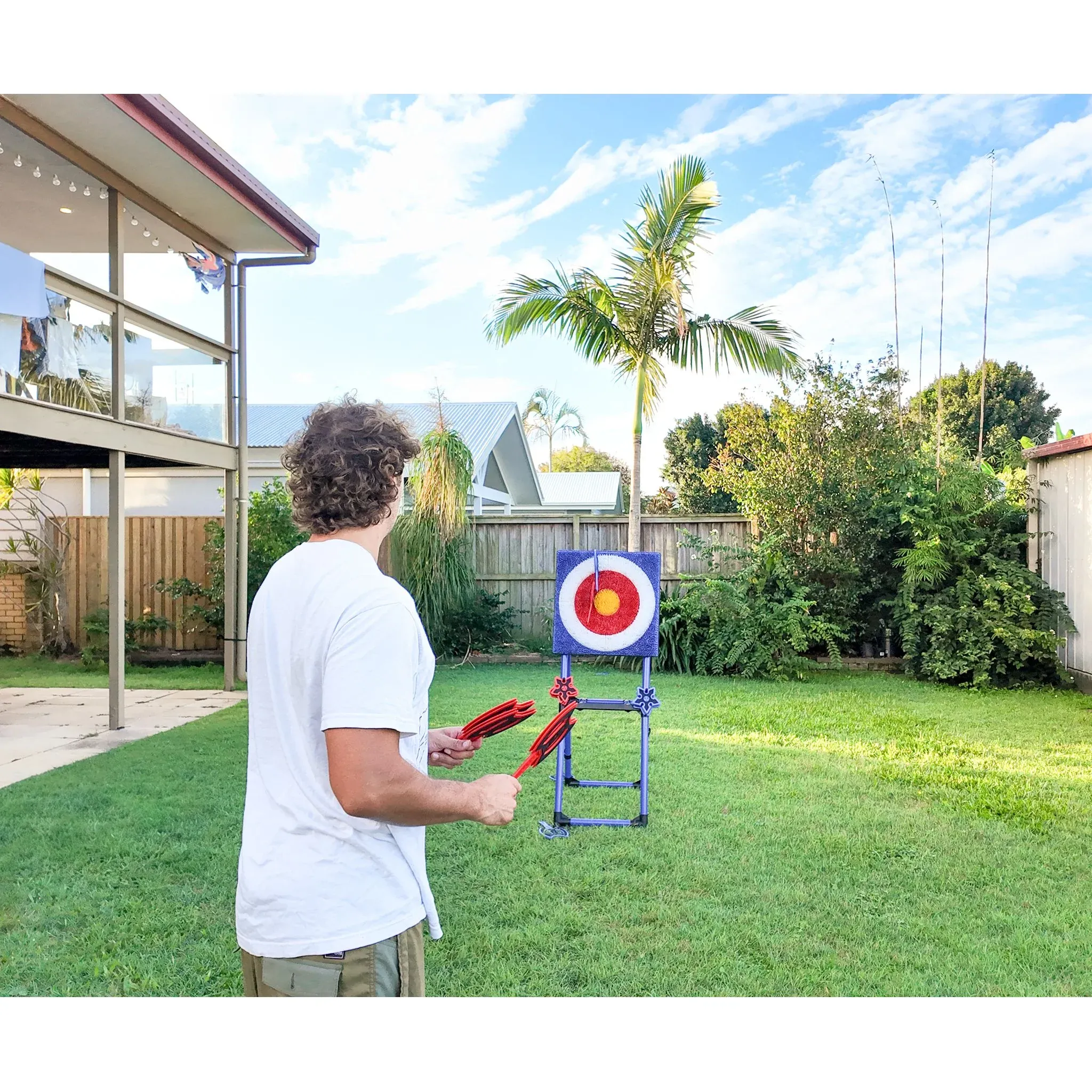 Formula Sports Axe Throwing with Throwing Stars - Image 5